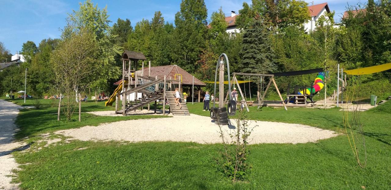 Ferienwohnungen Zum Attersee Lenzing Екстер'єр фото
